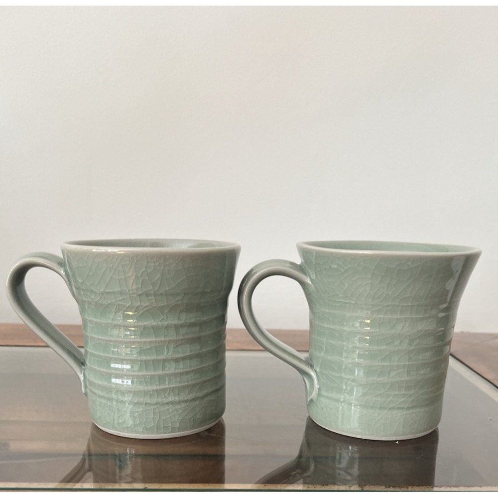 Simon Pearce Belmont Celadon Mugs Green Crackle Glaze SET OF 2 Pottery